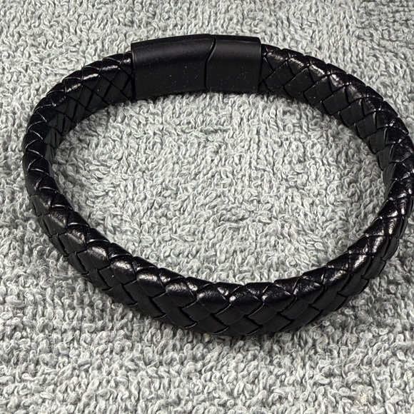 Leather Woven Rope Bracelet - Picture 1 of 2